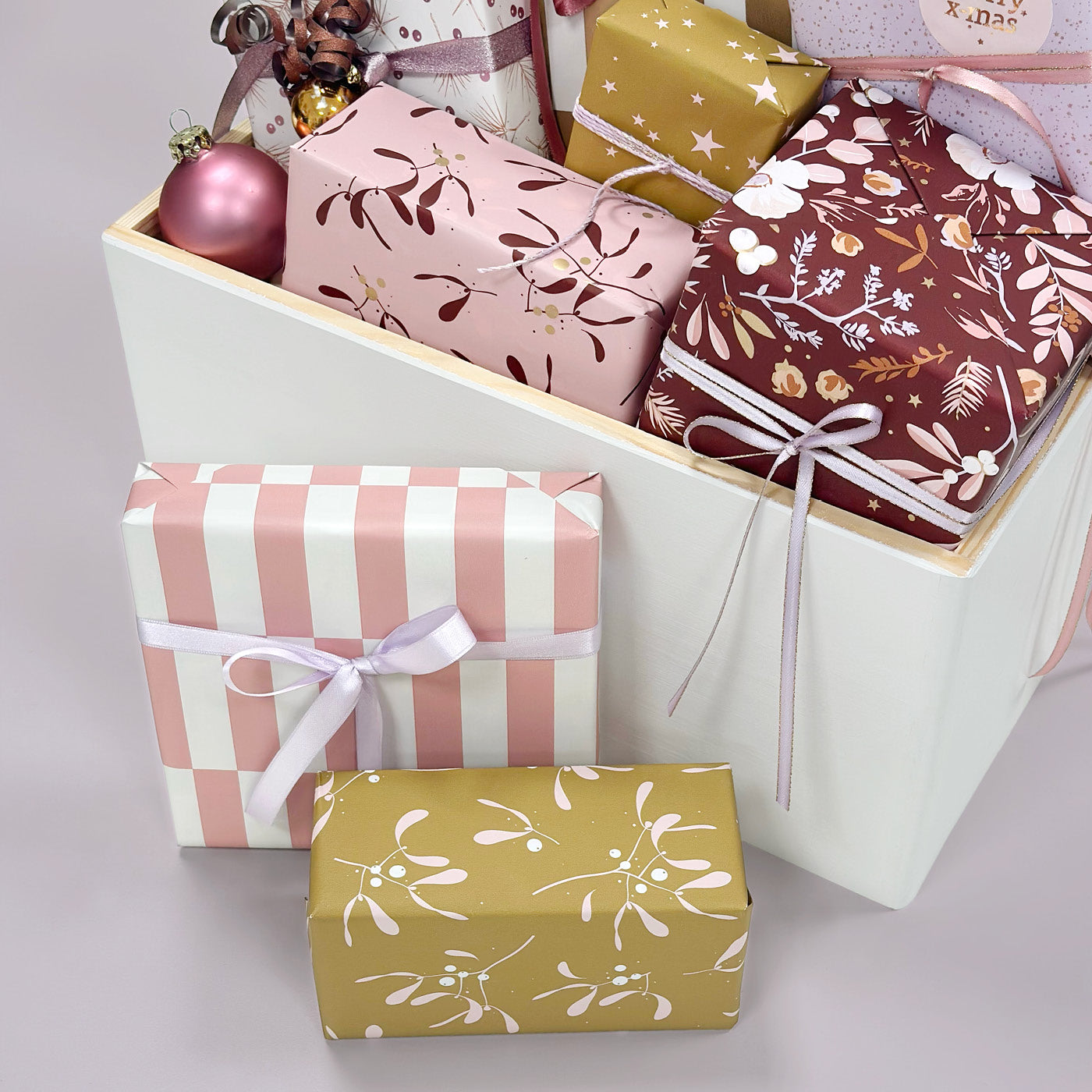 Cadeaupapier - Let’s Decorate ’25 Lovely