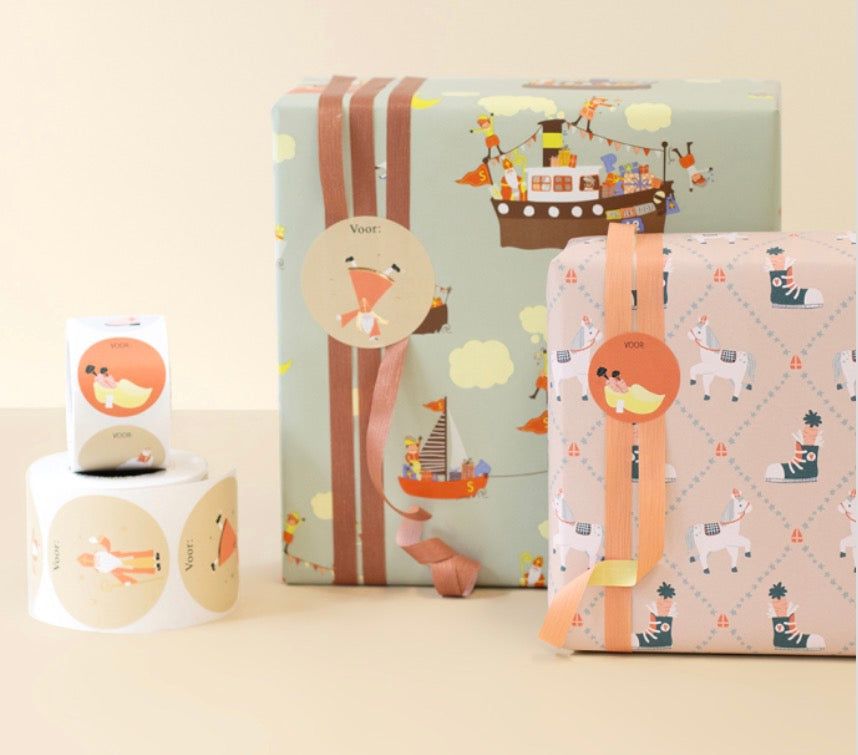 Sinterklaas Inpakpapier Patchwork – Beige, Oranje & Rood | 70 cm x 3 m